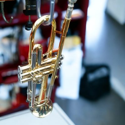 SUPORTE PARA FLUGELHORN, TROMPETE E TROMBONE – CCB